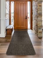 HAMILTON Ebony Runner Lifestyle